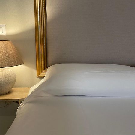 Notus Rooms 노토 외부 사진
