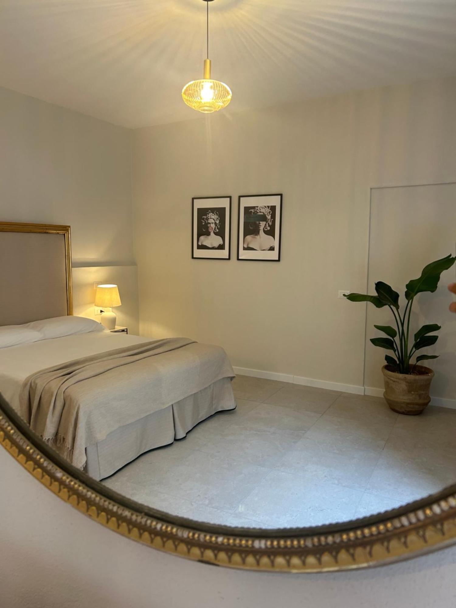 Notus Rooms 노토 외부 사진